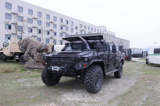 Пуленепробиваемый кузов автомобиля изготовленный на заказ с штурмового корабля 4кс4 человека военной машины 6 дороги