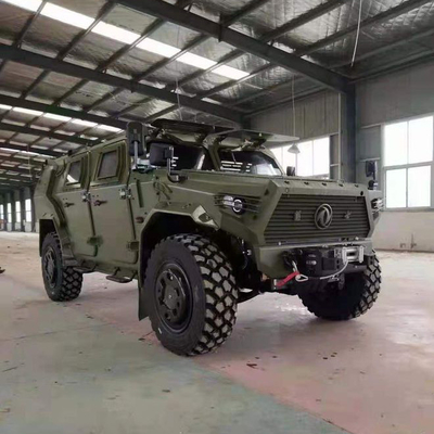 Китай DONGFENG Off Road Военная пуленепробиваемая командирская машина 4x4 Дизельный двигатель 300 л.с.