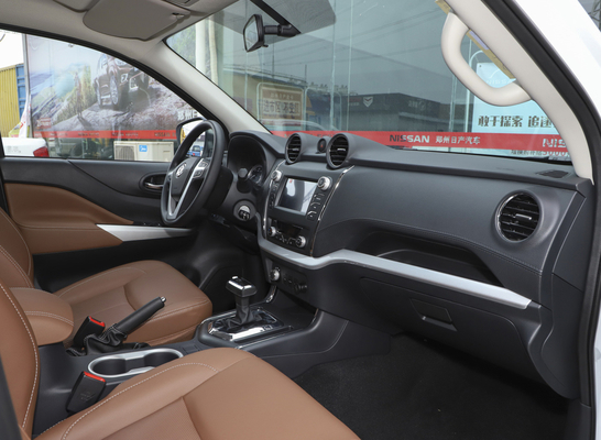 8 грузовых пикапов DONGFENG 120kw 163hp привода колеса шестерней 4WD 4