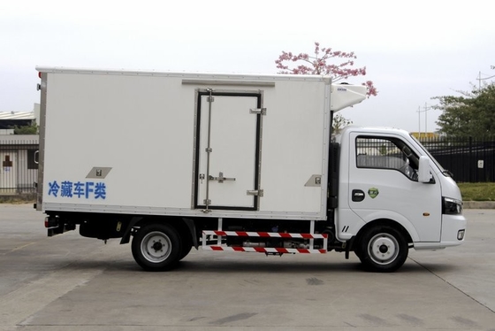 Светлое Refrigerated излучение привода Euro6 Van DONGFENG 4x2 тележки доставки